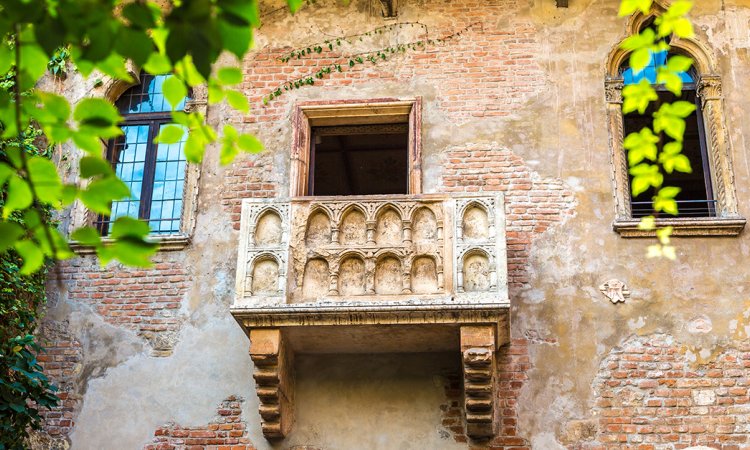 Juliet's balcony in Verona Juliet's Balcony